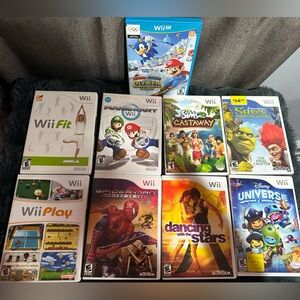 Nintendo  Wii Game Collection